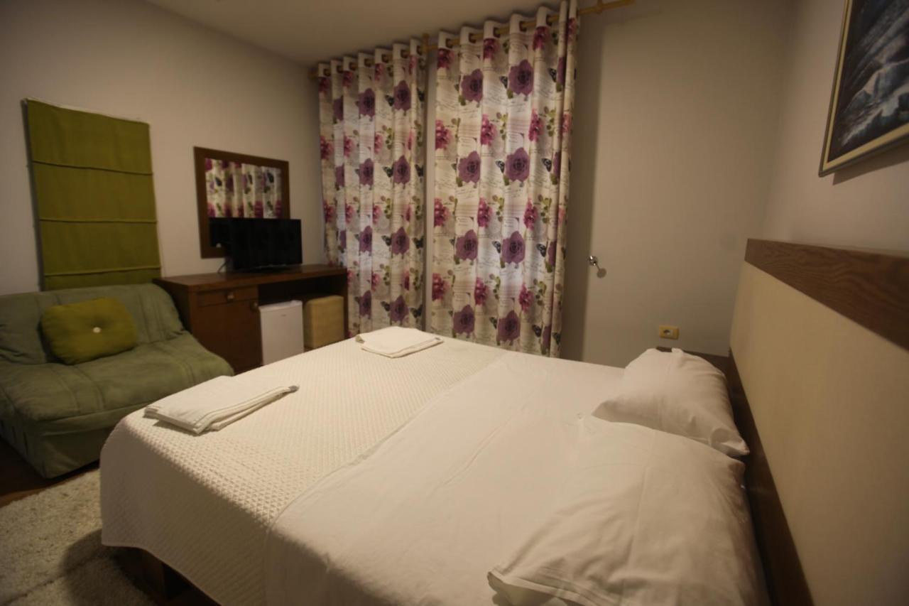 Hotel Sofo Dukat Экстерьер фото