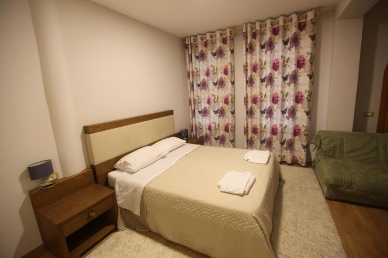 Hotel Sofo Dukat Экстерьер фото