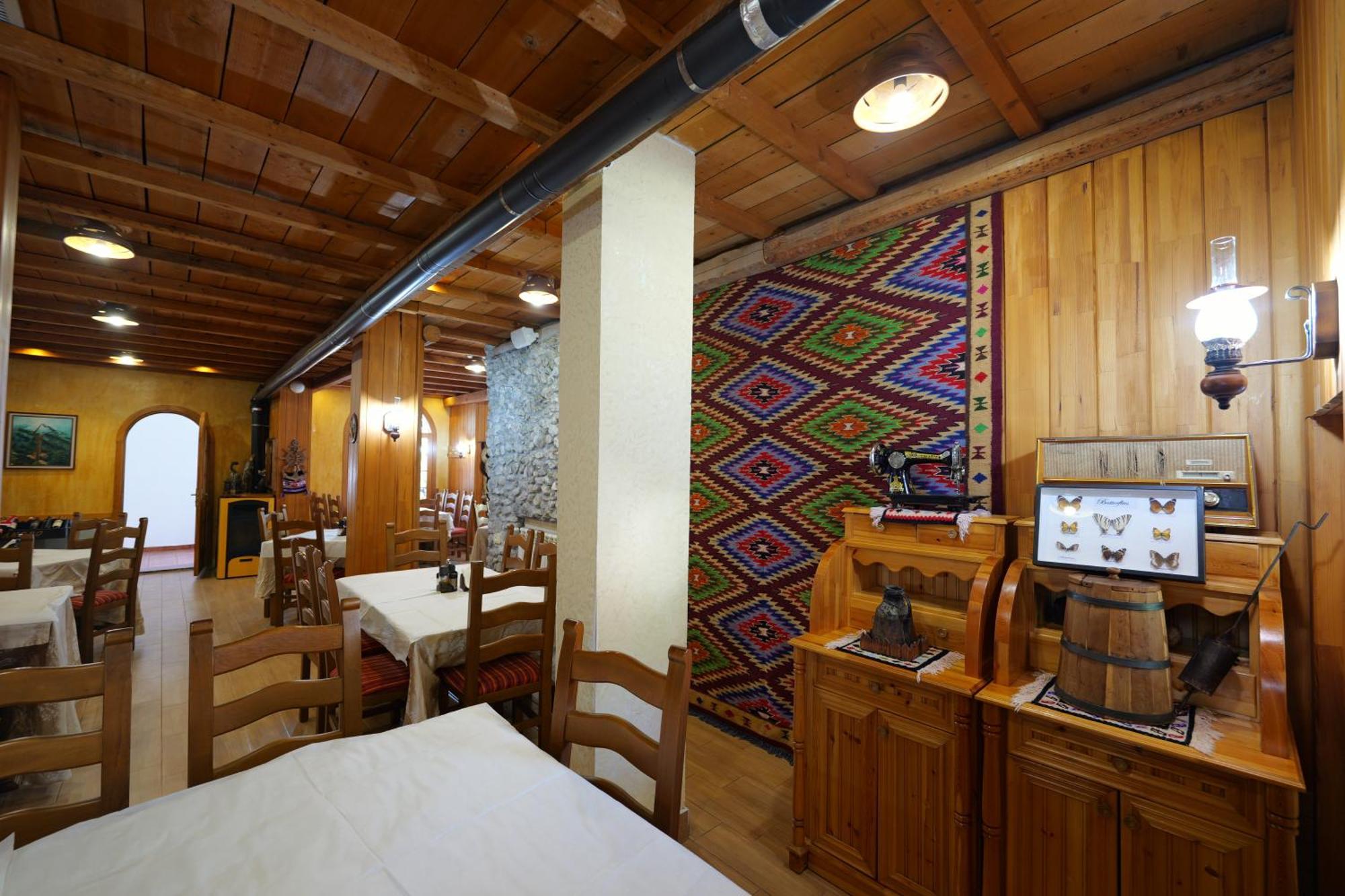 Hotel Sofo Dukat Экстерьер фото