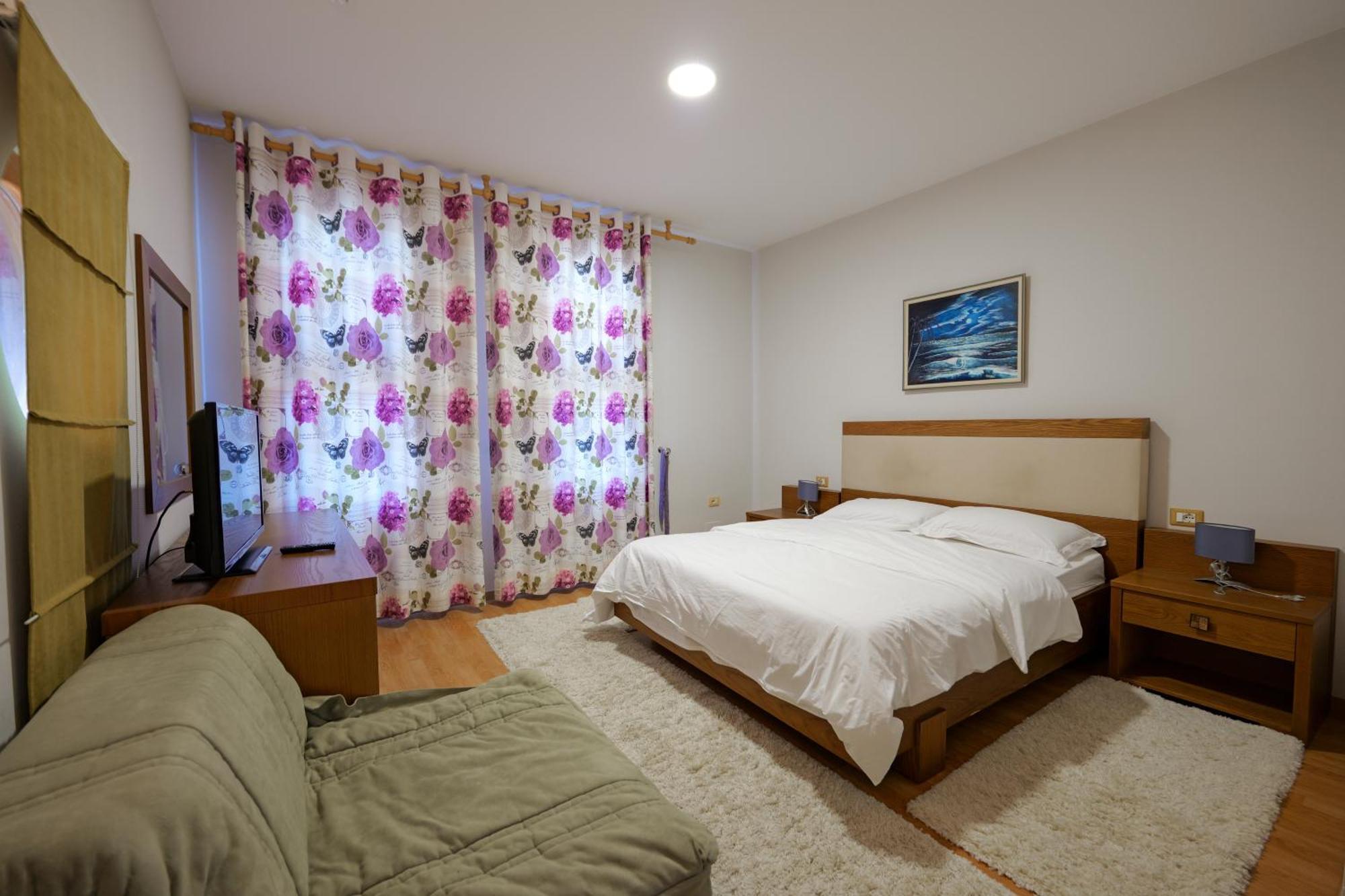 Hotel Sofo Dukat Экстерьер фото